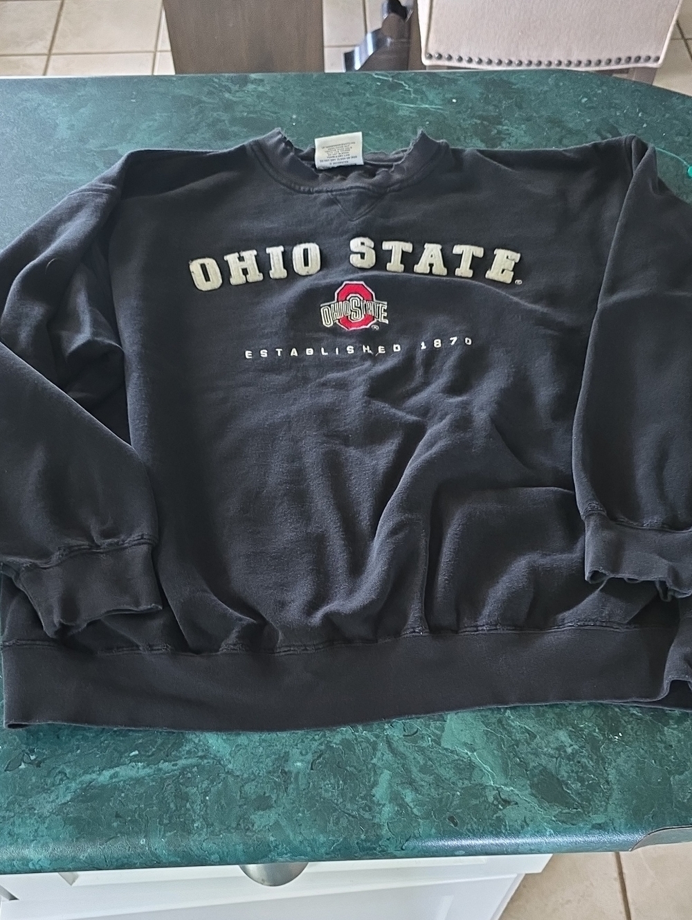 Vintage Lee Sports Ohio State Sweatshirt. Frayed Neck & Cuffs. Guc. XL